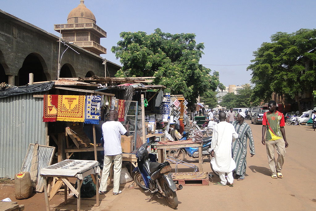 1024px Street Scene Ouagadougou Burkina Faso 01