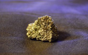 rock metal yellow material close up gold 983956 pxhere.com